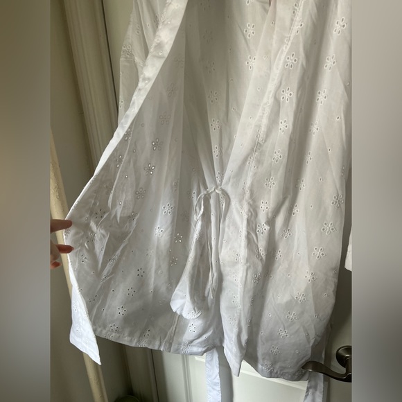 Victoria’s Secret Robe - Picture 5 of 7